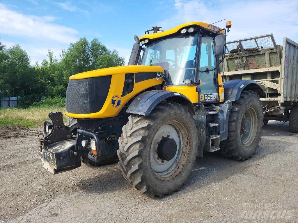 JCB Fastrac 8250 Traktori