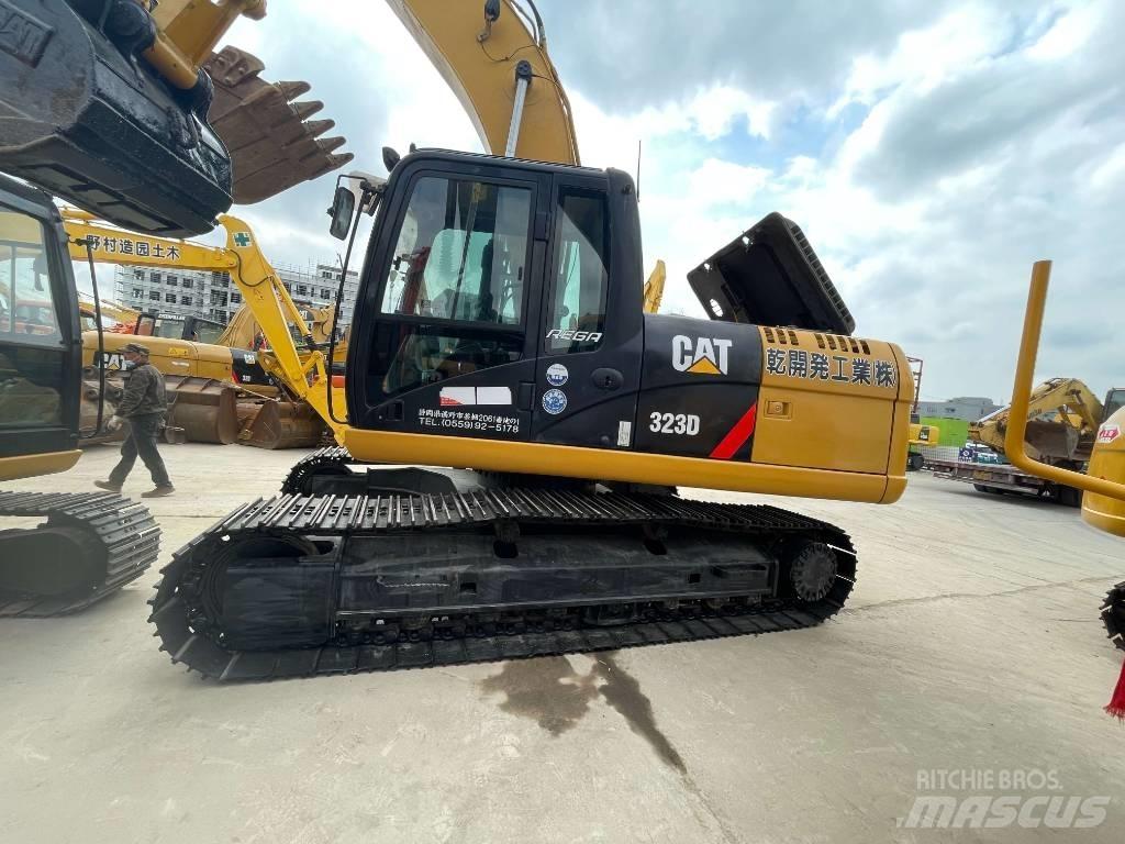 CAT 323D Bageri gusjeničari