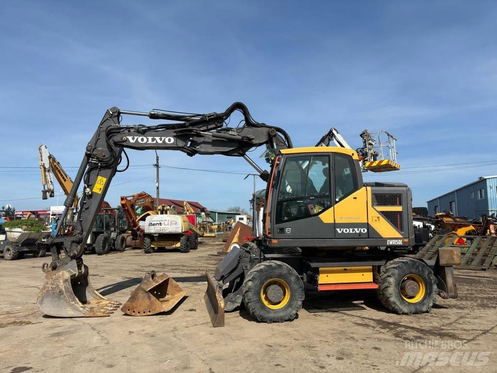 Volvo EW 150E Bageri na kotačima