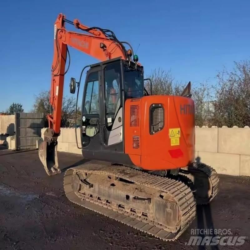 Hitachi ZX 135 Bageri gusjeničari