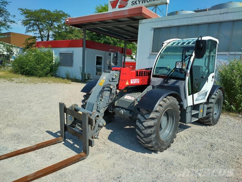 Liebherr T 32-7 Teleskopski viličari