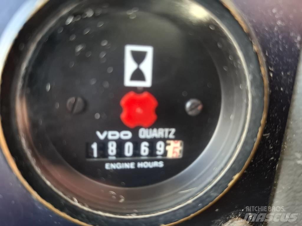 Volvo L70B Utovarivači na kotačima