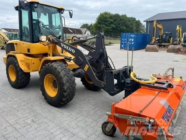 Volvo L 30 G Utovarivači na kotačima