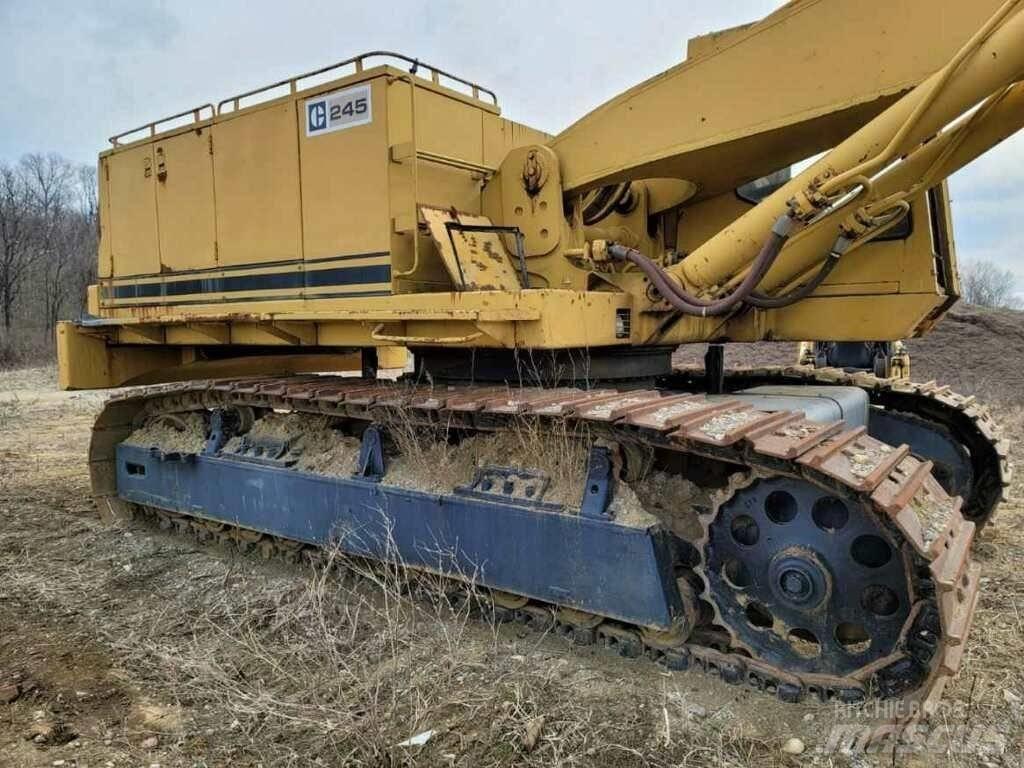 CAT 245 Bageri gusjeničari