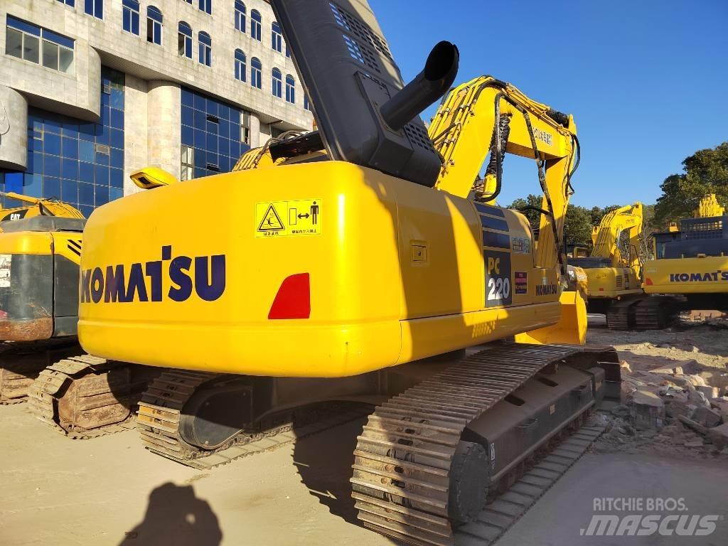 Komatsu PC220-7 Bageri gusjeničari