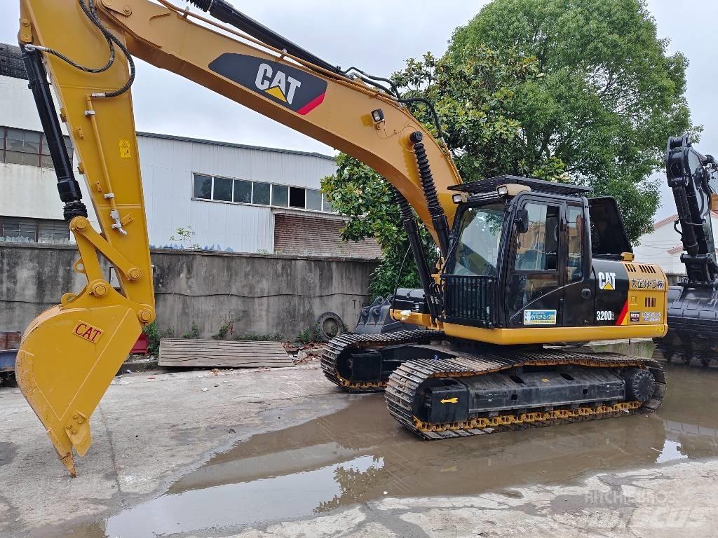 CAT 320 D2 Bageri gusjeničari