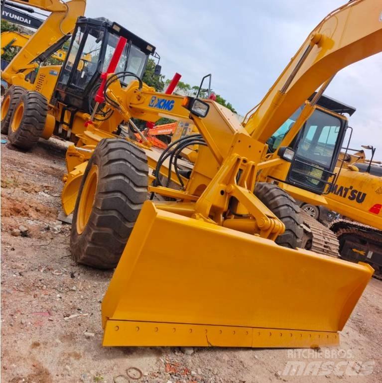XCMG GR 215 Grejderi