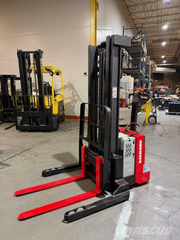 Raymond RSS40 Samopogonski ručni viličari