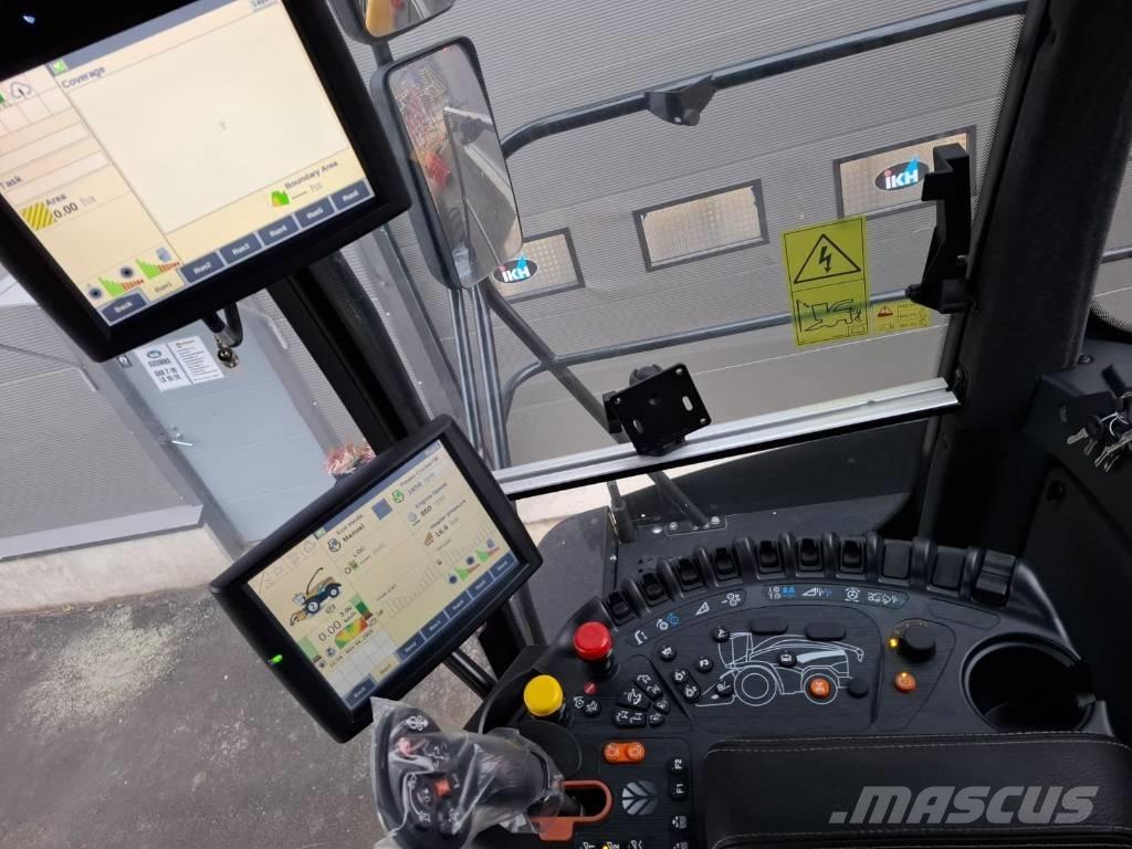 New Holland FR 920 Strojevi za krmu na vlastiti pogon
