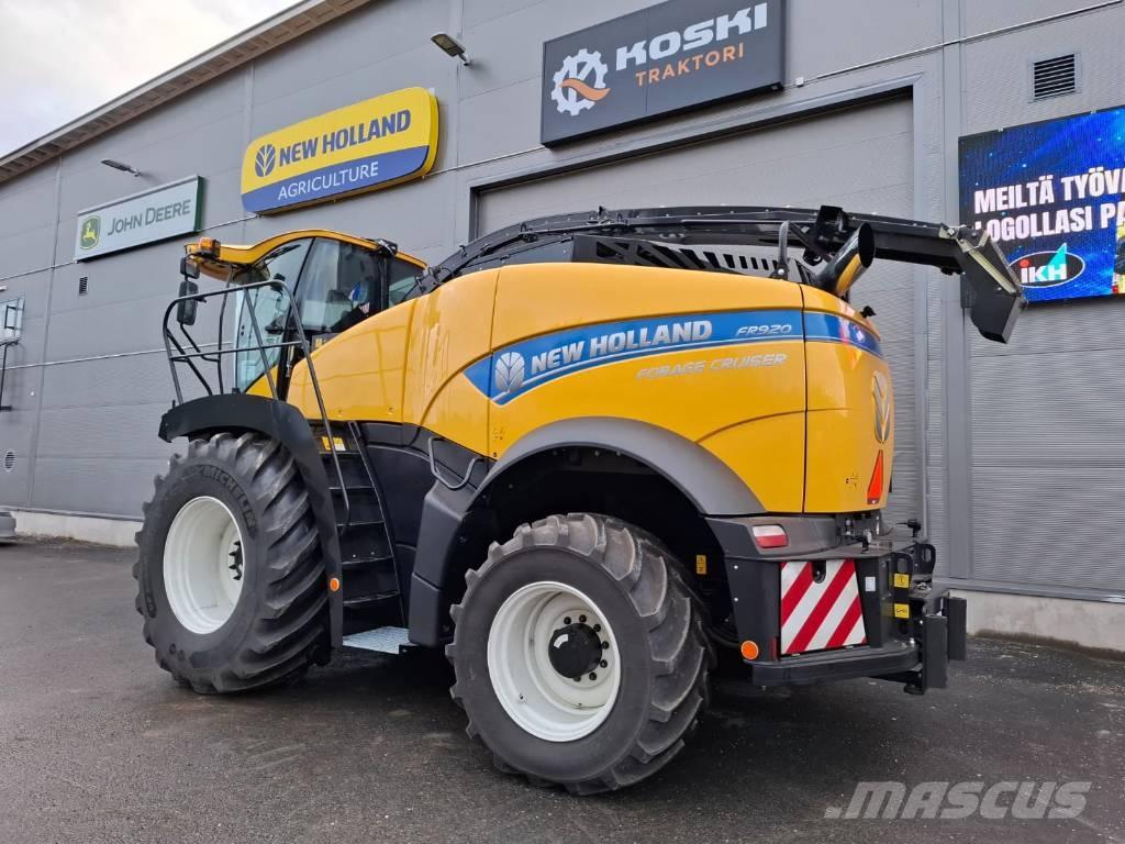New Holland FR 920 Strojevi za krmu na vlastiti pogon