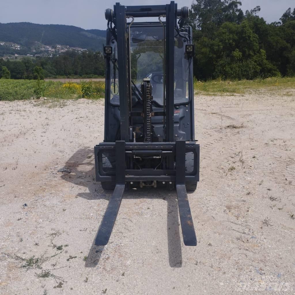 Linde E 25 Električni viličari