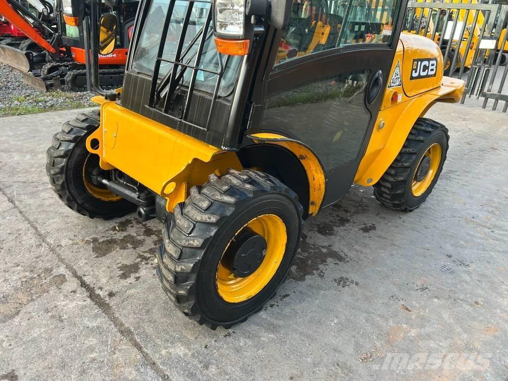 JCB 520-40 Teleskopski viličari
