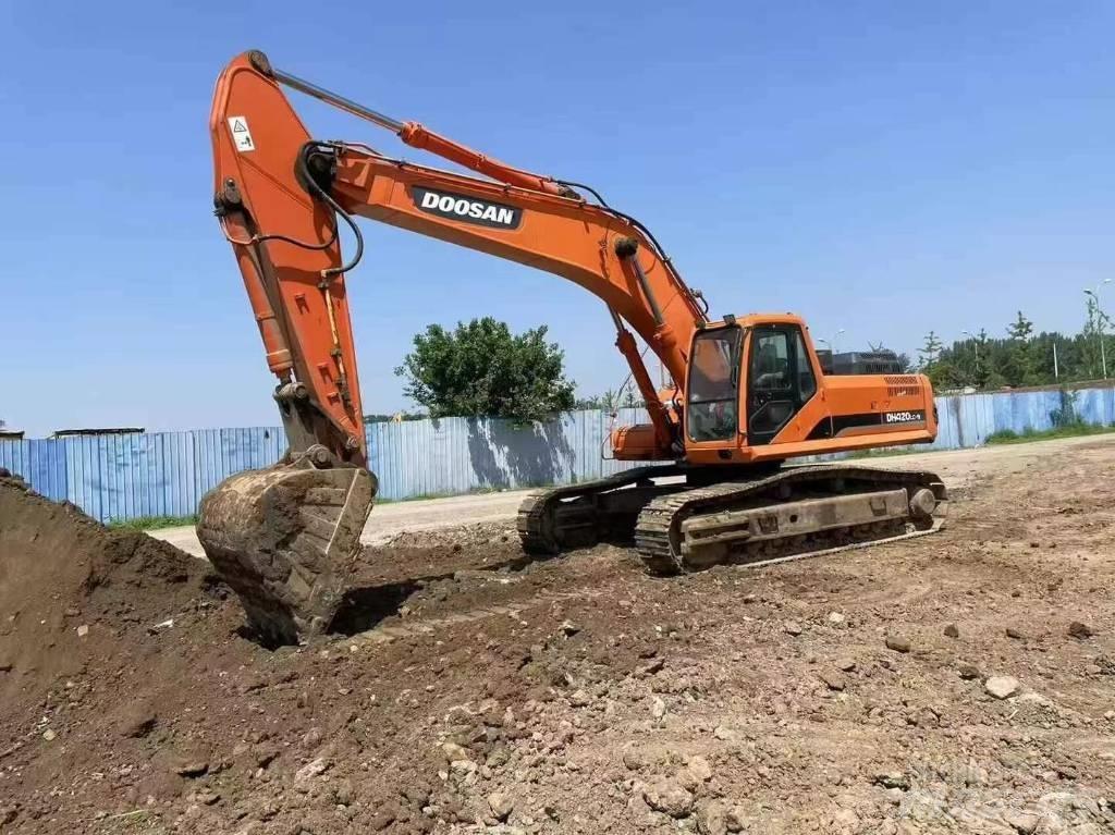Doosan DH 370 LC-7 Bageri gusjeničari