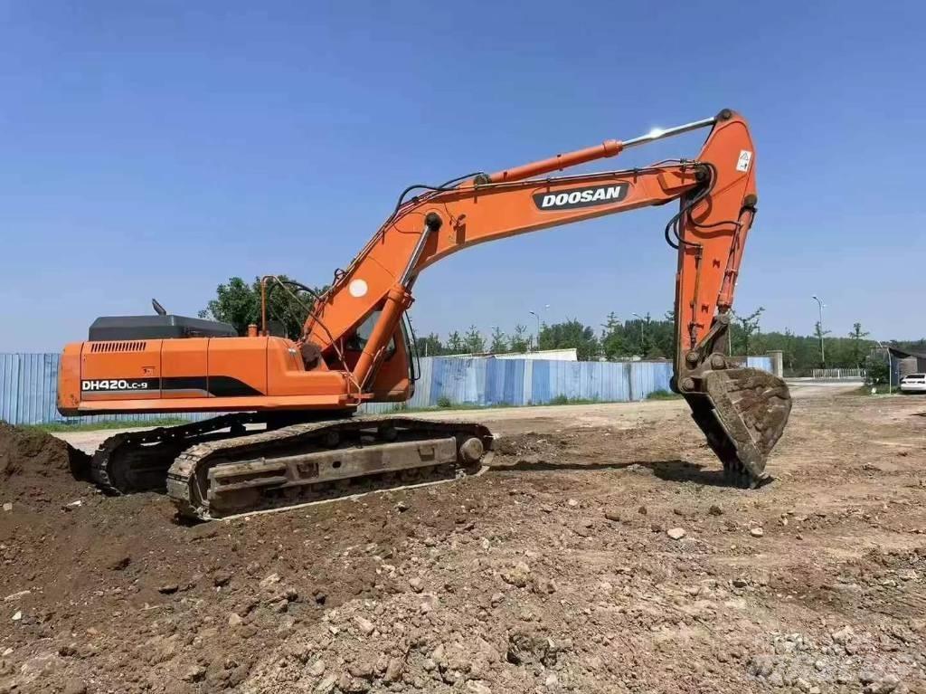 Doosan DH 370 LC-7 Bageri gusjeničari