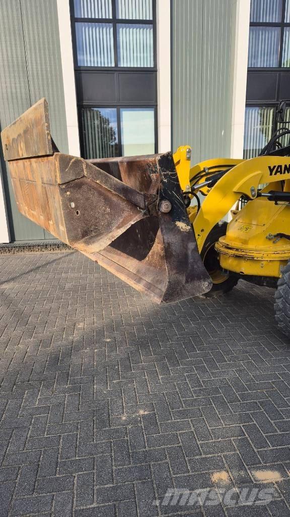 Yanmar V70s Utovarivači na kotačima