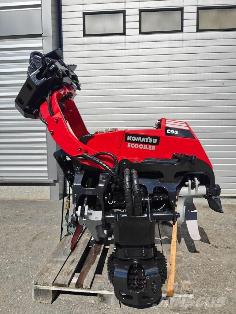 Komatsu C 93 Glave za kombajne