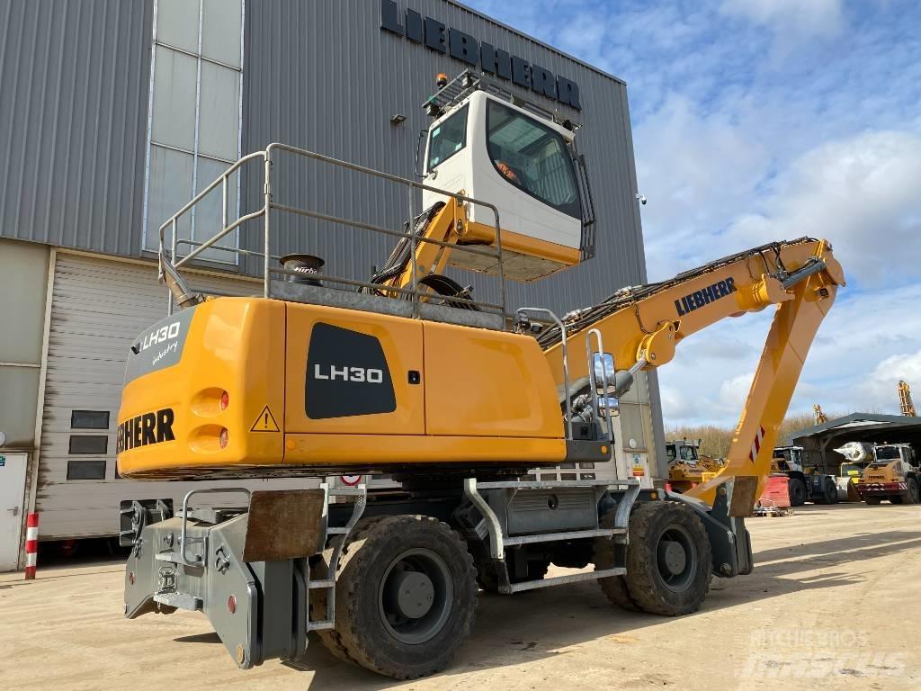 Liebherr LH 30 M Bageri za manipuliranje materijalom / otpadom