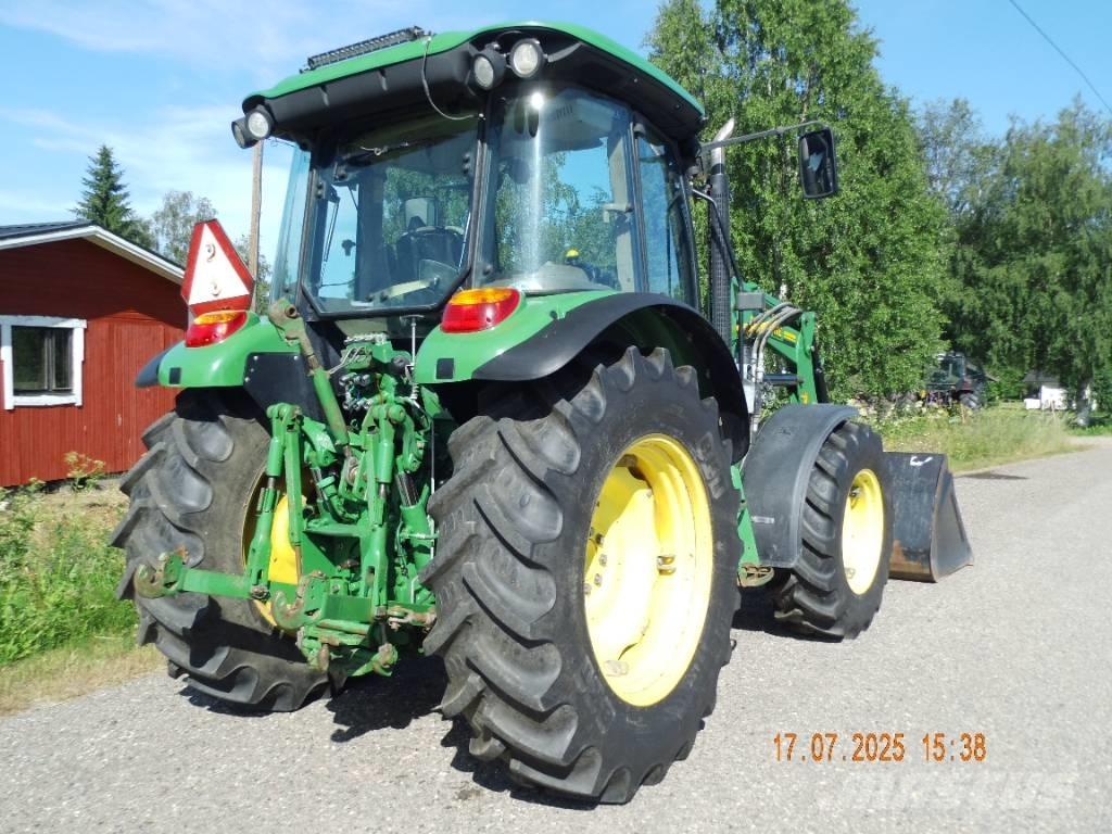 John Deere 5100 M Traktori