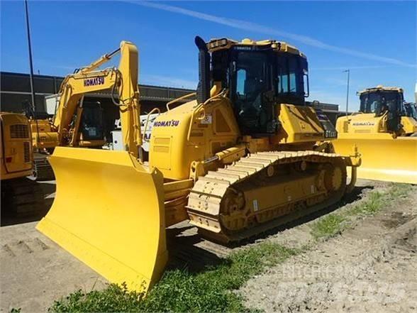 Komatsu D61EXi-24 Buldožeri gusjeničari