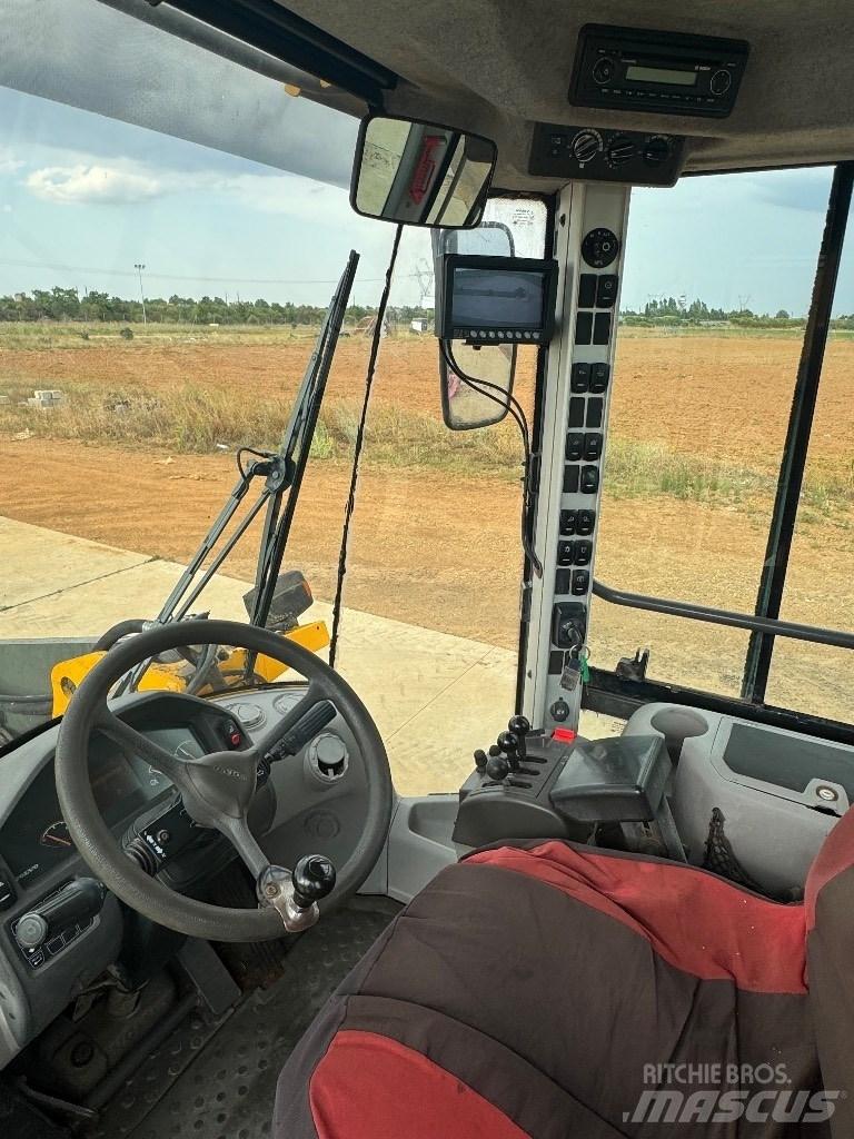 Volvo L90F Utovarivači na kotačima