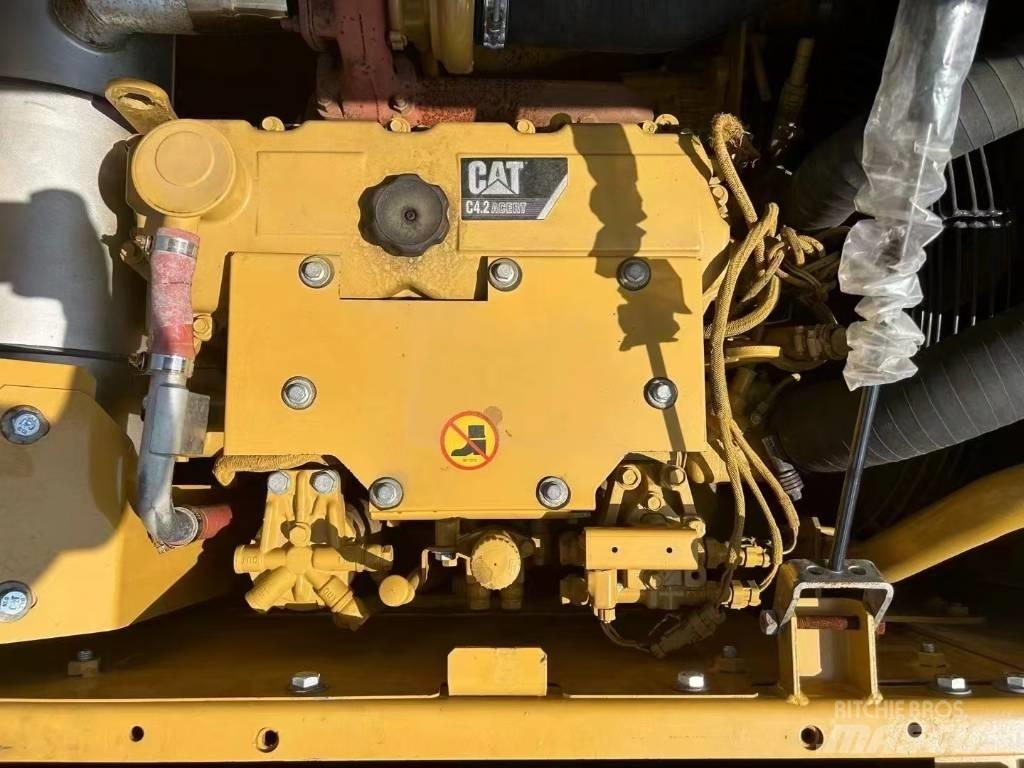 CAT 312 DGC Bageri gusjeničari