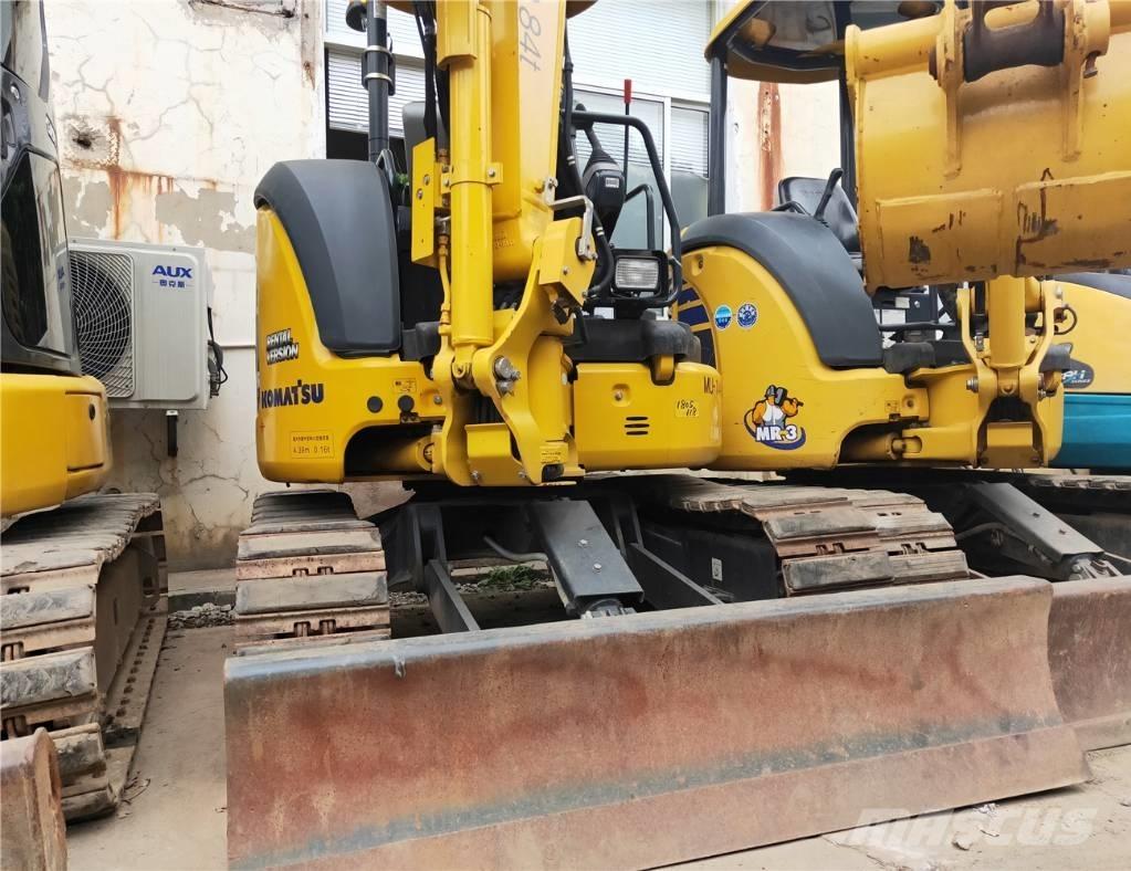Komatsu PC30MR-5 Mini bageri <7t