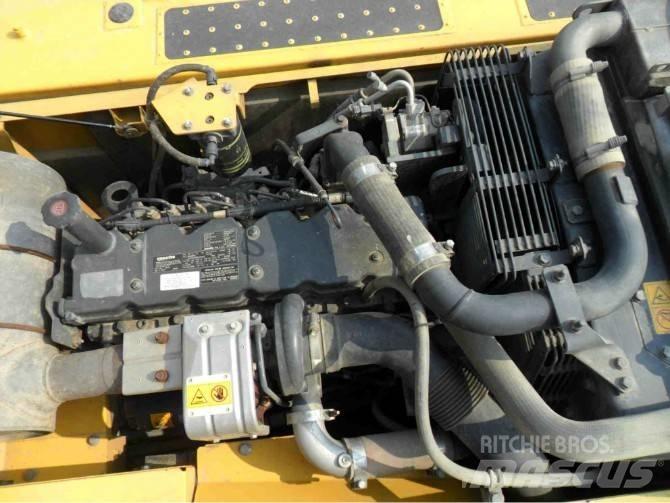 Komatsu pc200-8 Bageri gusjeničari