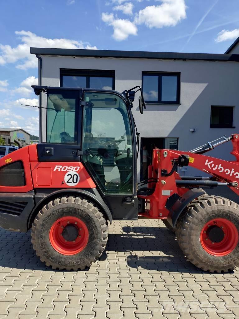 Kubota R 090 Utovarivači na kotačima