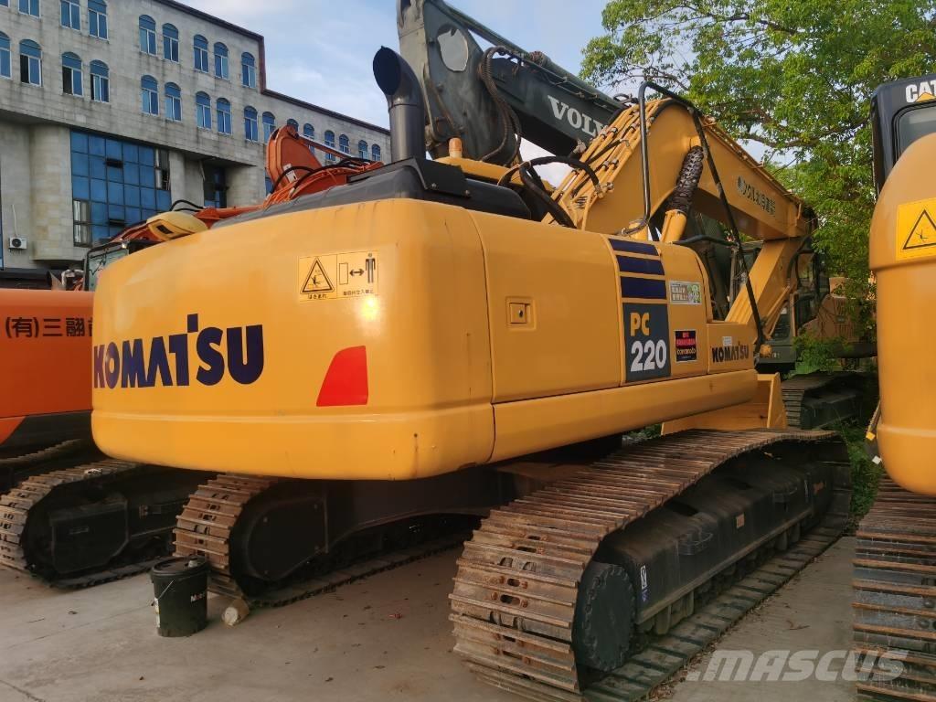 Komatsu PC 220-7 Bageri gusjeničari