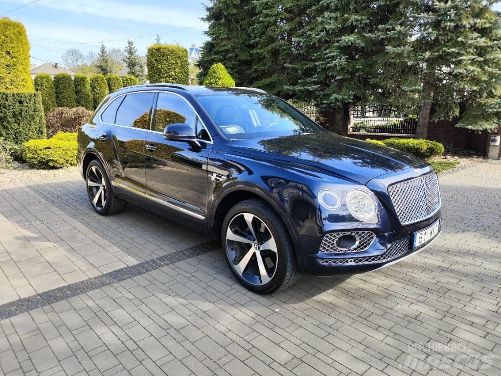Bentley Bentayga V8 Automobili