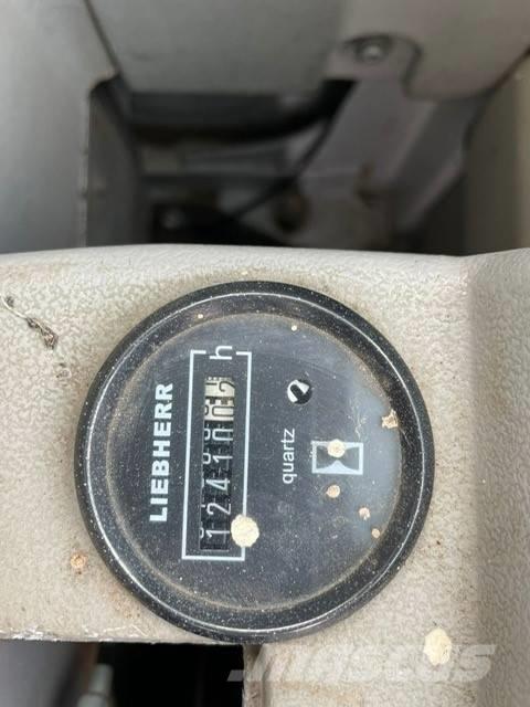 Liebherr A954 C HD Bageri za manipuliranje materijalom / otpadom