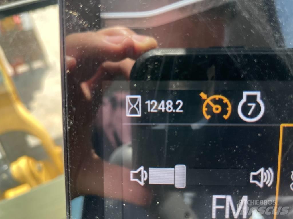 CAT 301.6-05 A Bageri gusjeničari