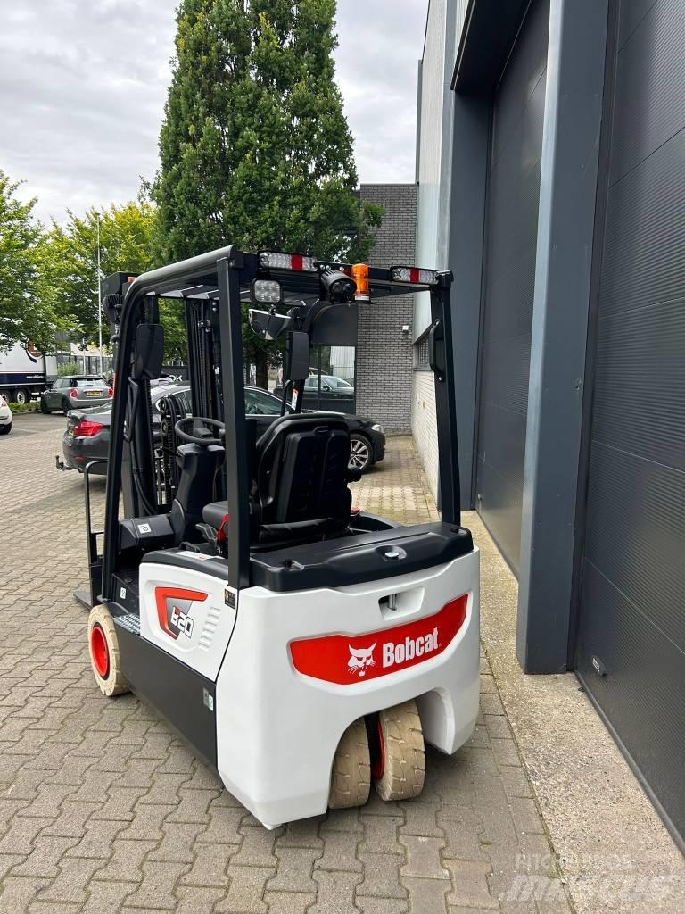 Bobcat B 20 T-7 Plus Električni viličari
