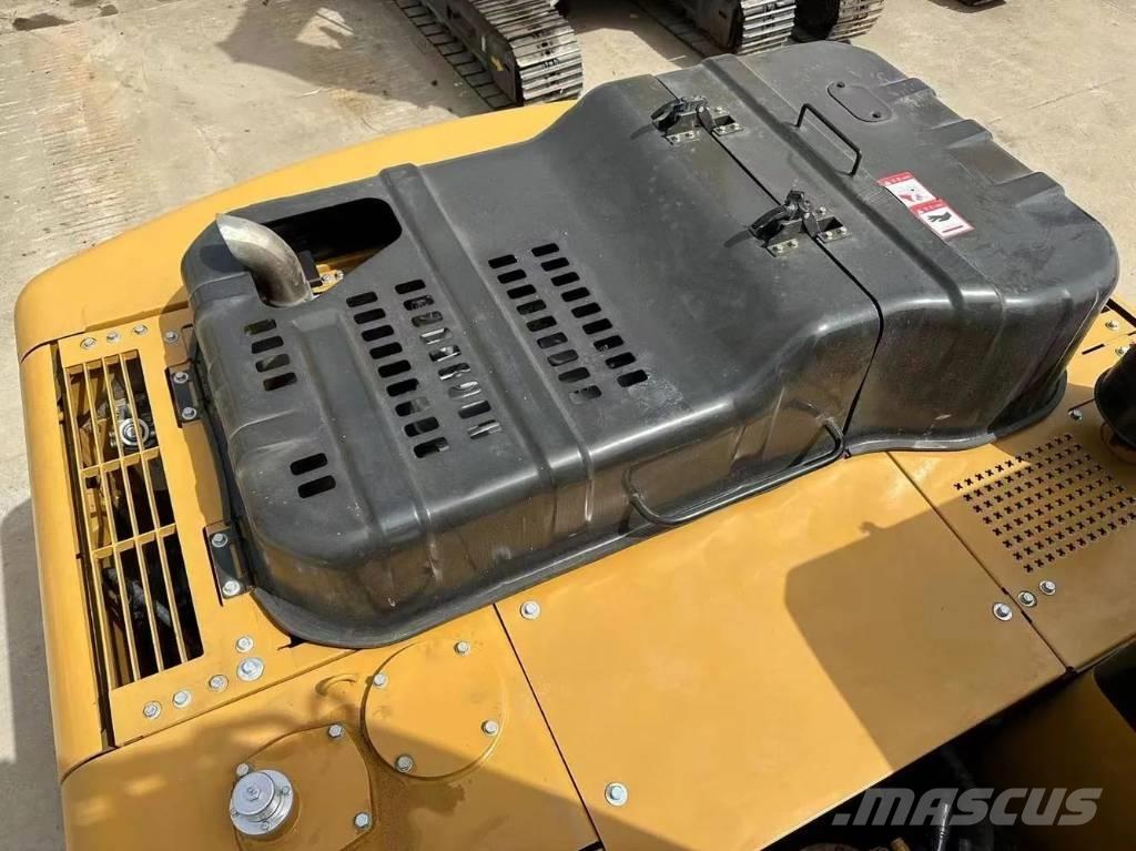 Sany SY215C Bageri gusjeničari