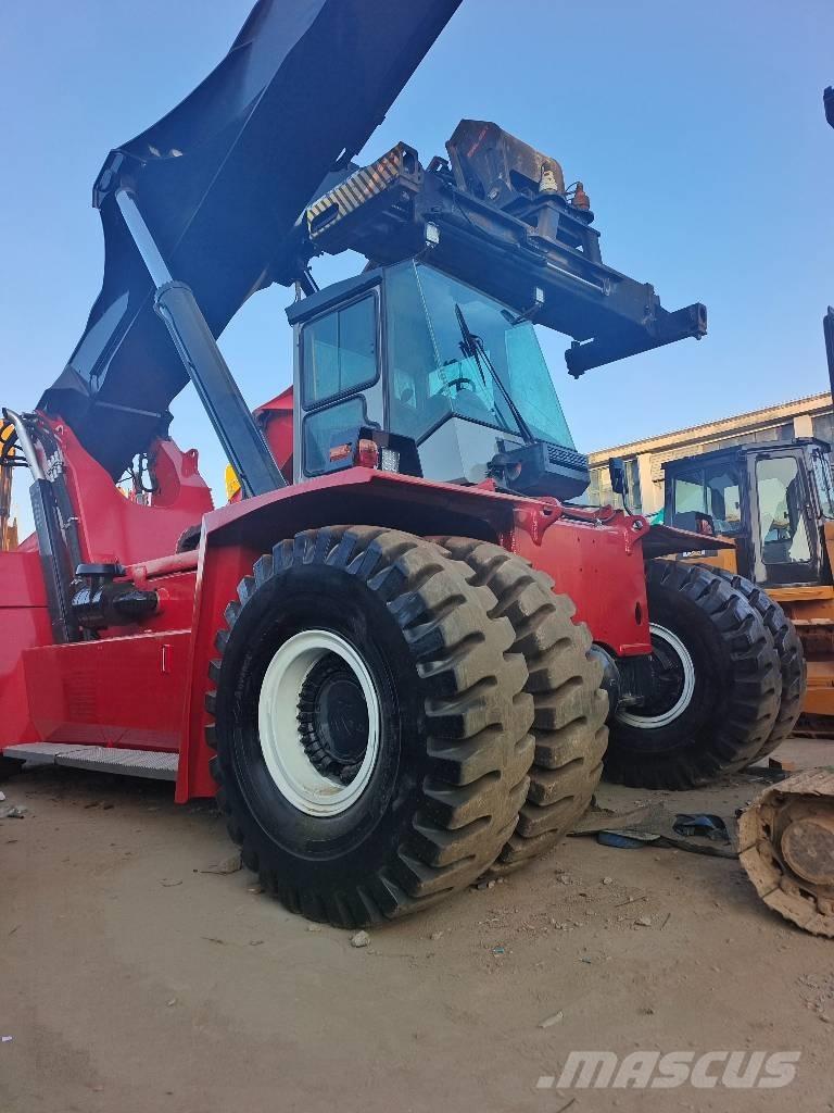Kalmar DRF 450 Dohvatni viličari