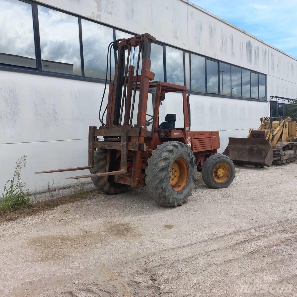 Manitou 4RM30G Dizelski viličari