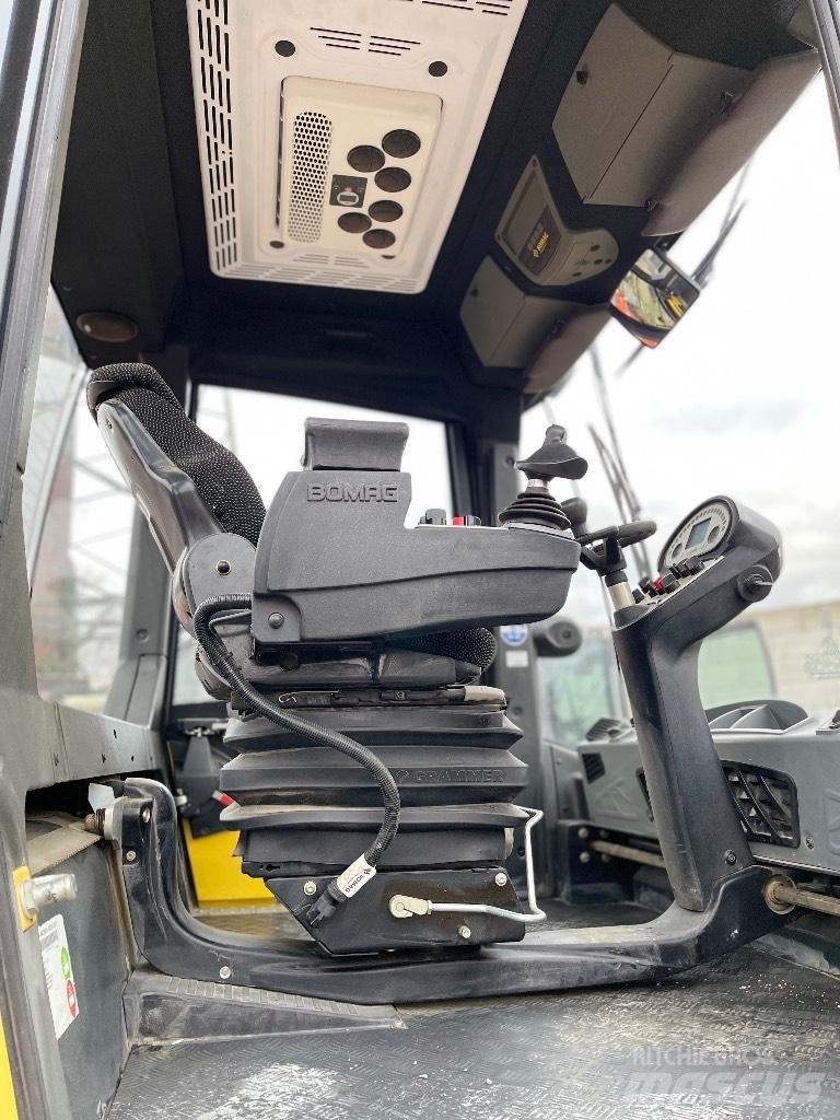 Bomag 161AD-5 Valjci sa dvojnim bubnjem