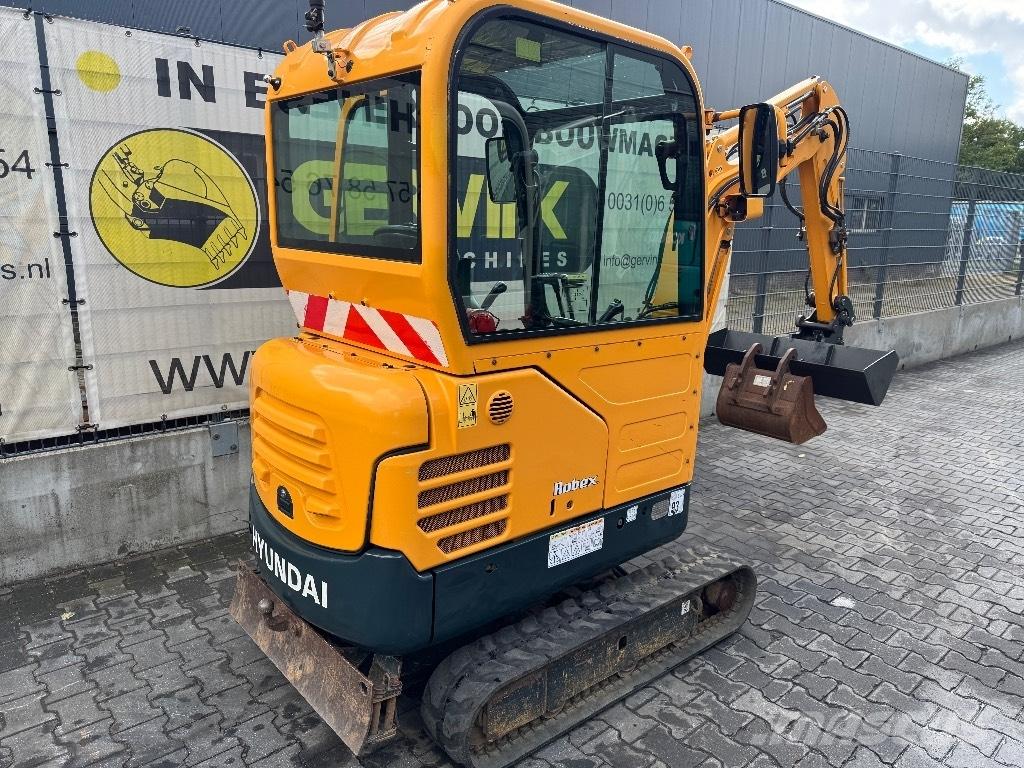 Hyundai Robex 18-9 Mini bageri <7t