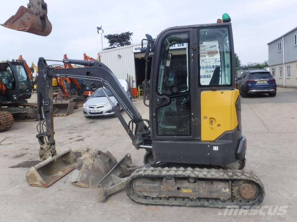 Volvo ECR 25 D Mini bageri <7t