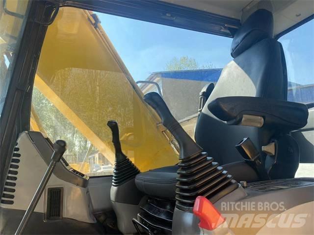 Komatsu PC160-7 Bageri gusjeničari