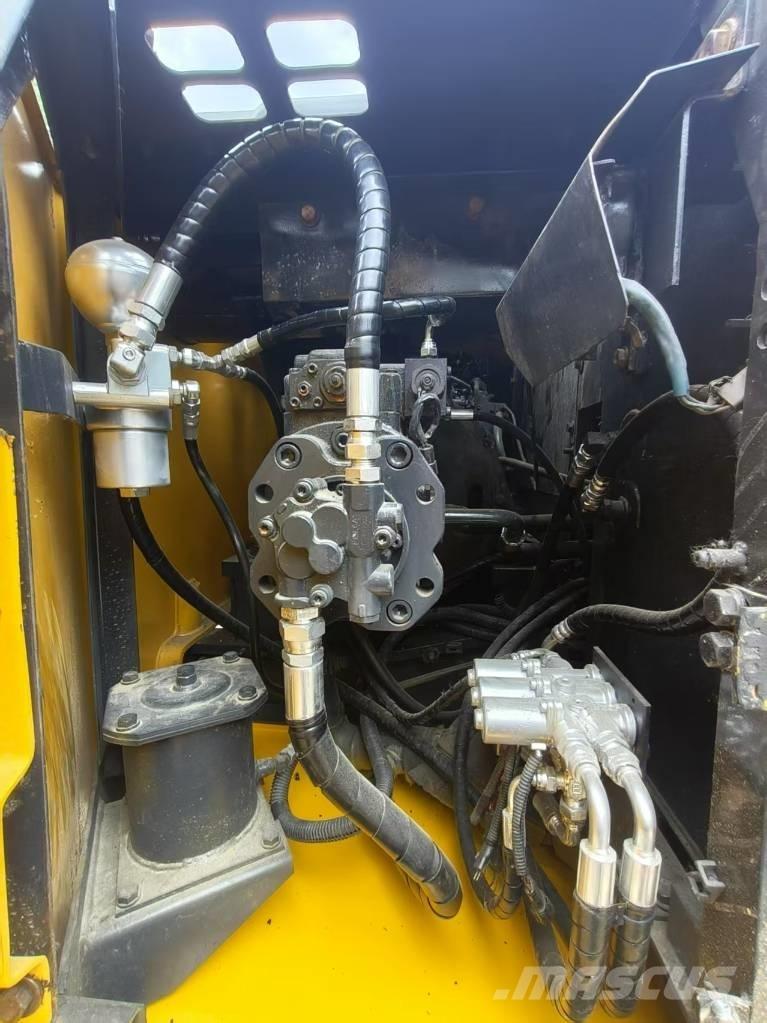 Sumitomo SH120 Bageri gusjeničari