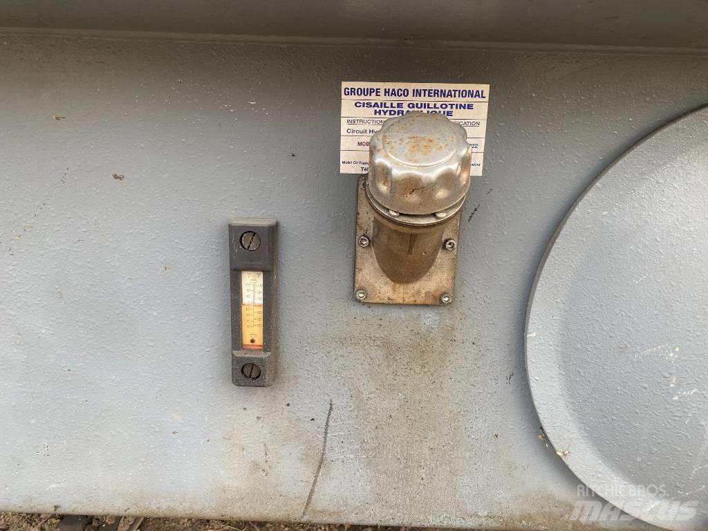  guillotine haco 3006 Aparati za zavarivanje