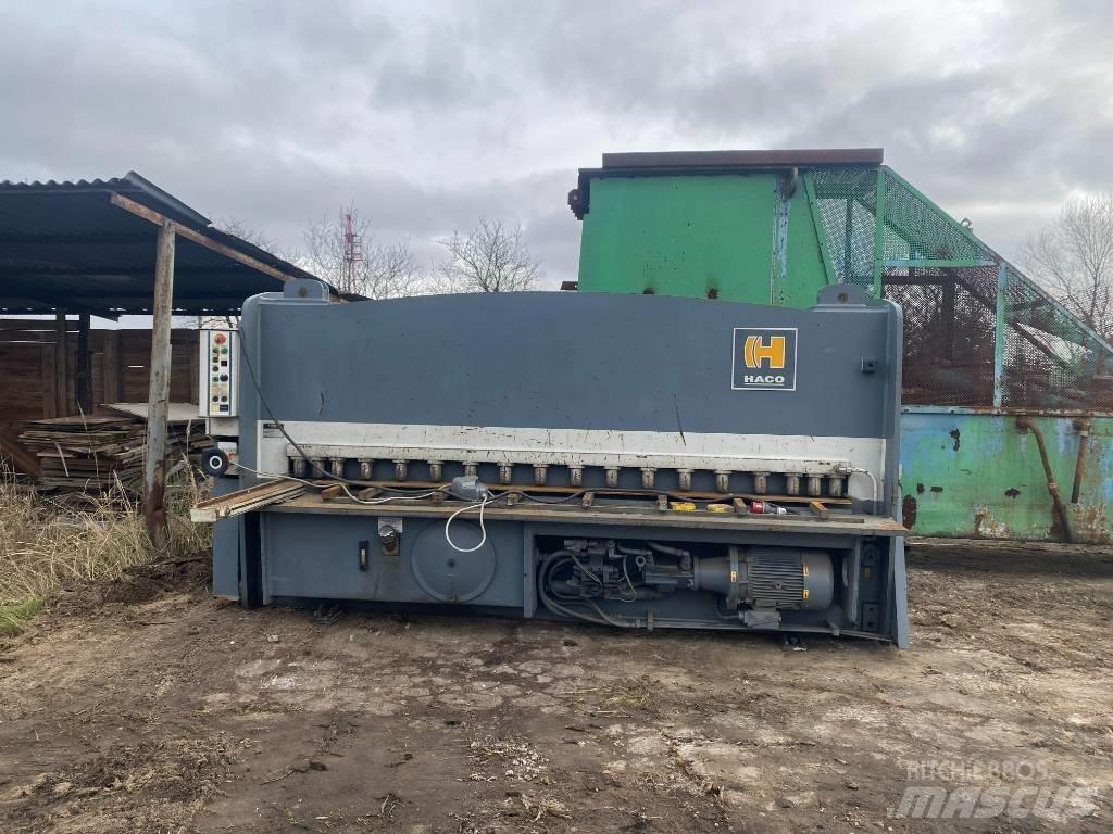  guillotine haco 3006 Aparati za zavarivanje
