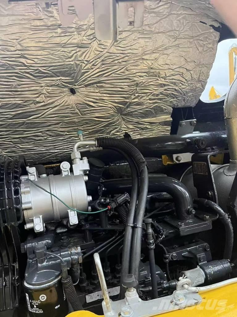 Komatsu PC 78 Bageri gusjeničari