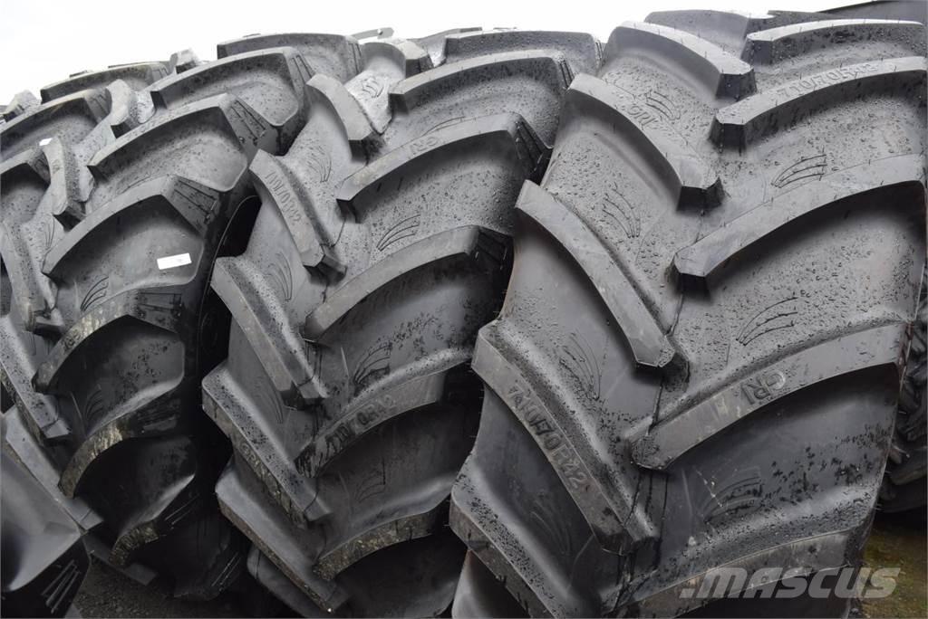  710/70R42 *GRI* Gume, kotači i naplatci