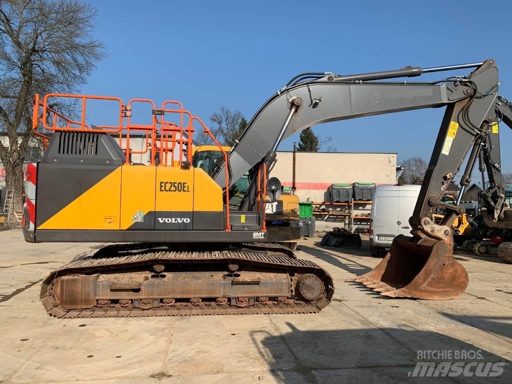 Volvo EC 250 EL Bageri gusjeničari