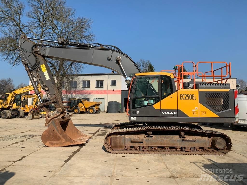 Volvo EC 250 EL Bageri gusjeničari