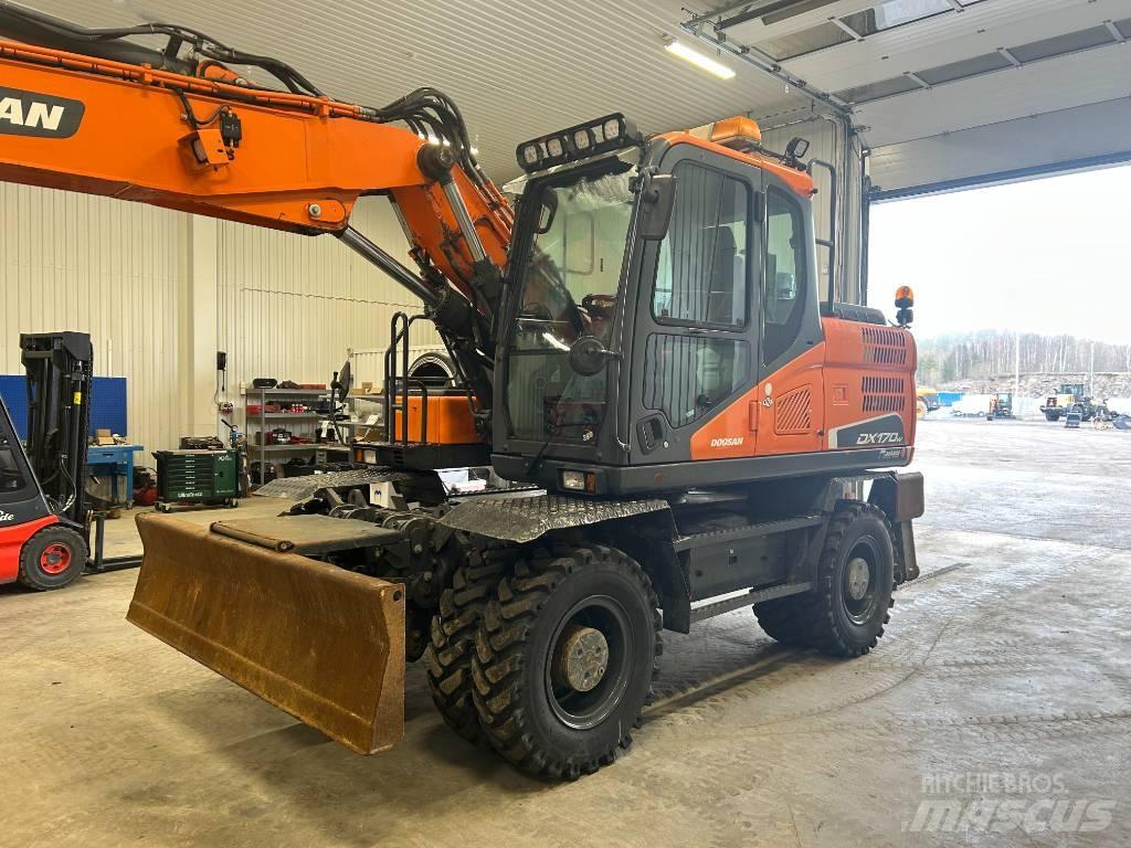 Doosan DX170W-5 Bageri na kotačima