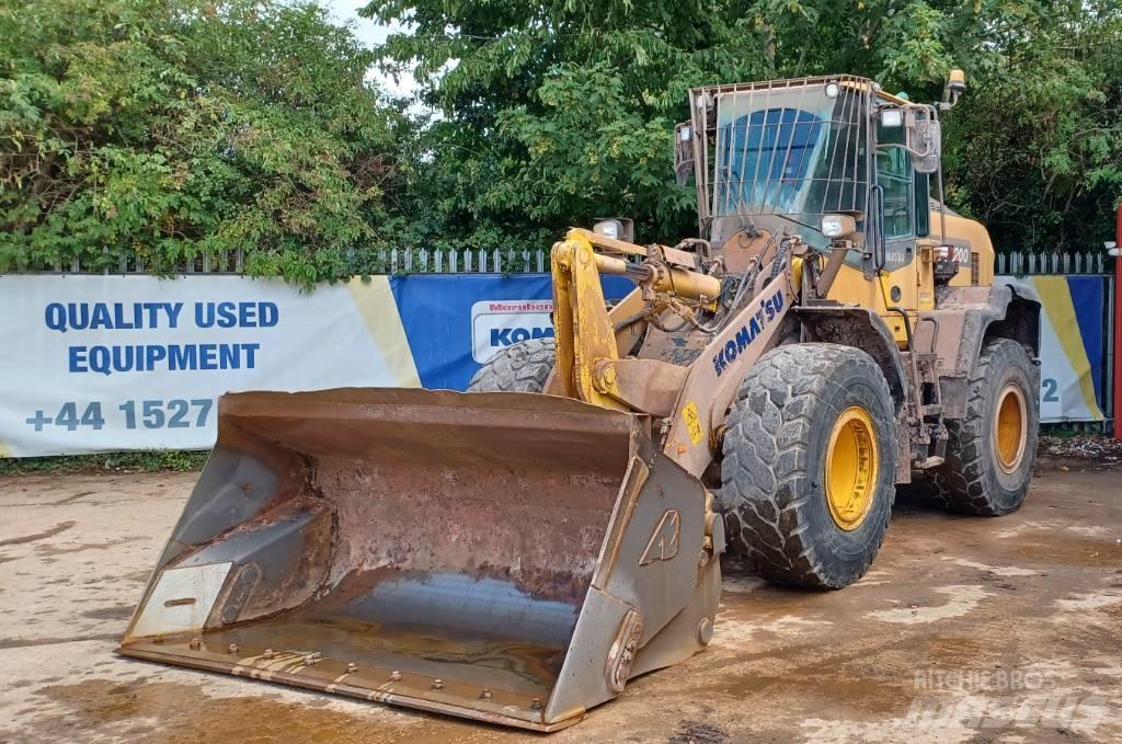 Komatsu WA 200-8 Utovarivači na kotačima