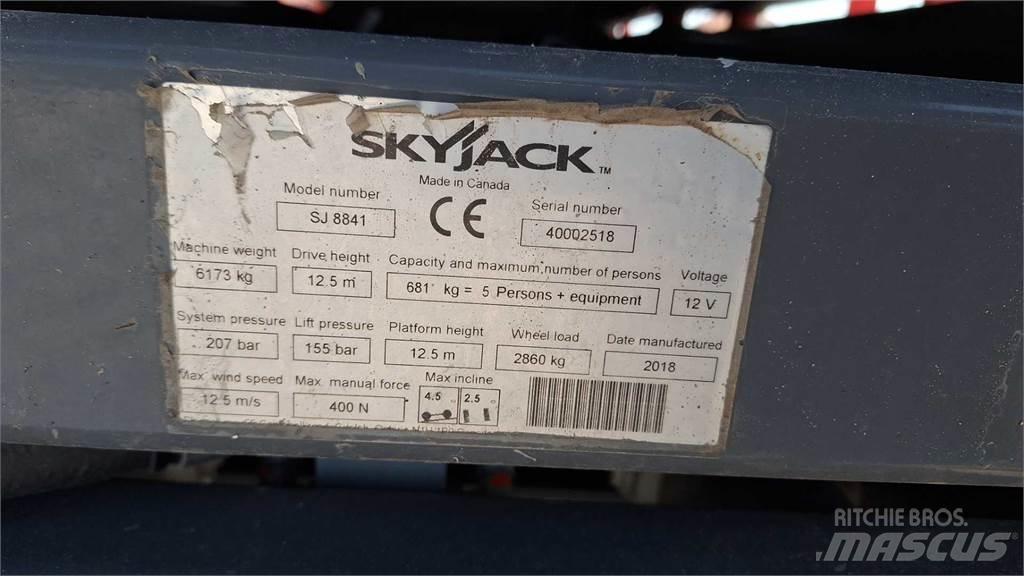 SkyJack 8841RT Škaraste platforme